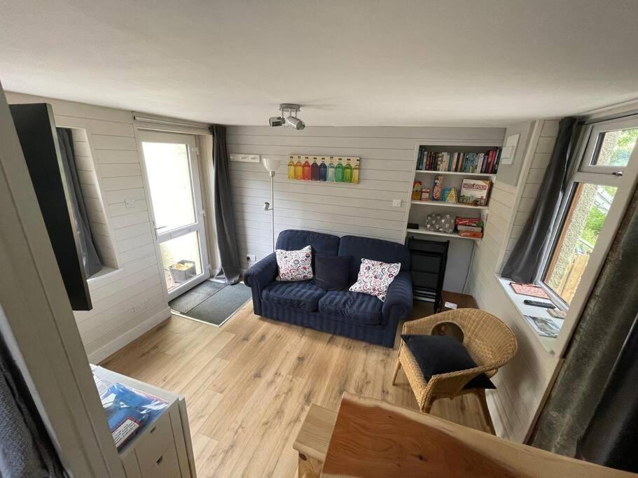 ハダーズフィールド The Scullery - A Quirky Annex With Wood Fireヴィラ エクステリア 写真