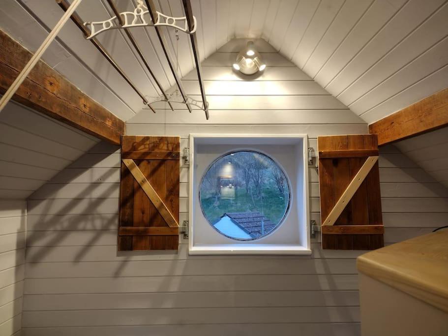 ハダーズフィールド The Scullery - A Quirky Annex With Wood Fireヴィラ エクステリア 写真